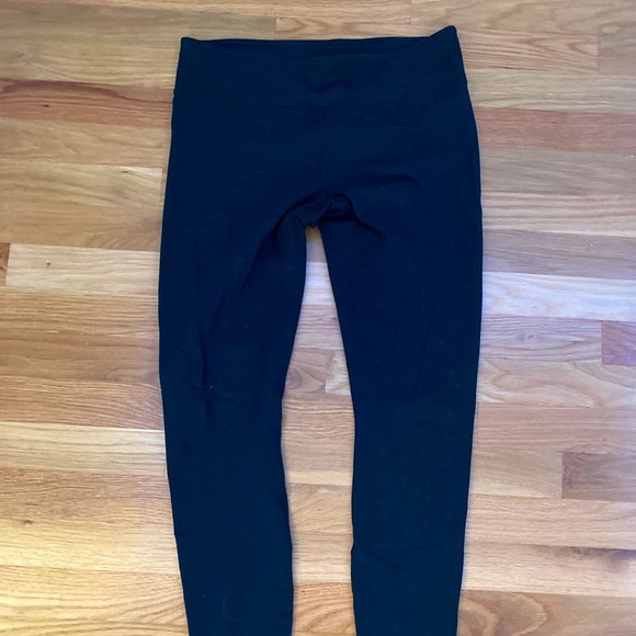 Black (low rise) Fabletics power hold leggings - Picture 1 of 5